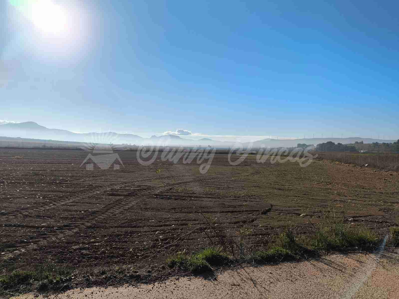 3 chambre Finca/Maison de Campagne à vendre à Yecla avec garage - 63 000 € (Ref: 9417680)