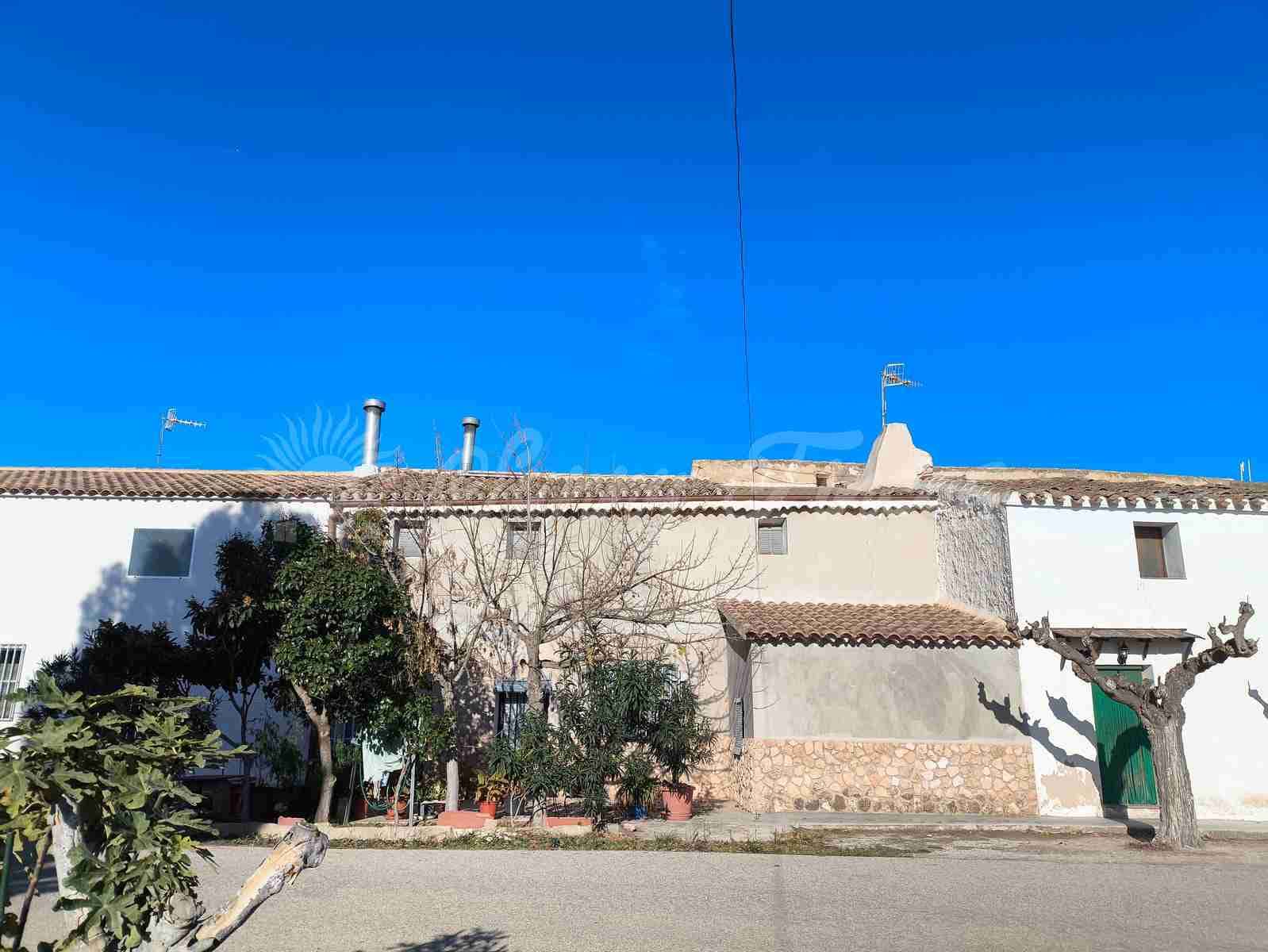 3 chambre Finca/Maison de Campagne à vendre à Yecla avec garage - 63 000 € (Ref: 9417680)