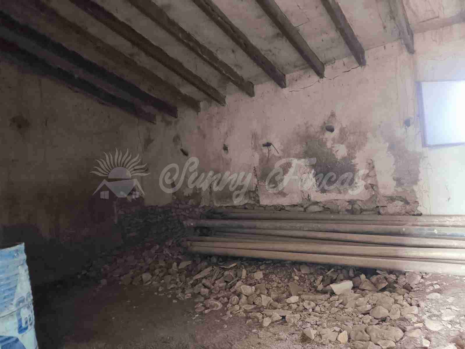 Ruïne te koop in Yecla - € 28.000 (Ref: 9417733)