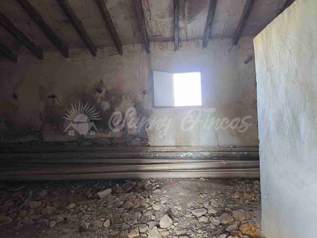 Ruïne te koop in Yecla - € 28.000 (Ref: 9417733)