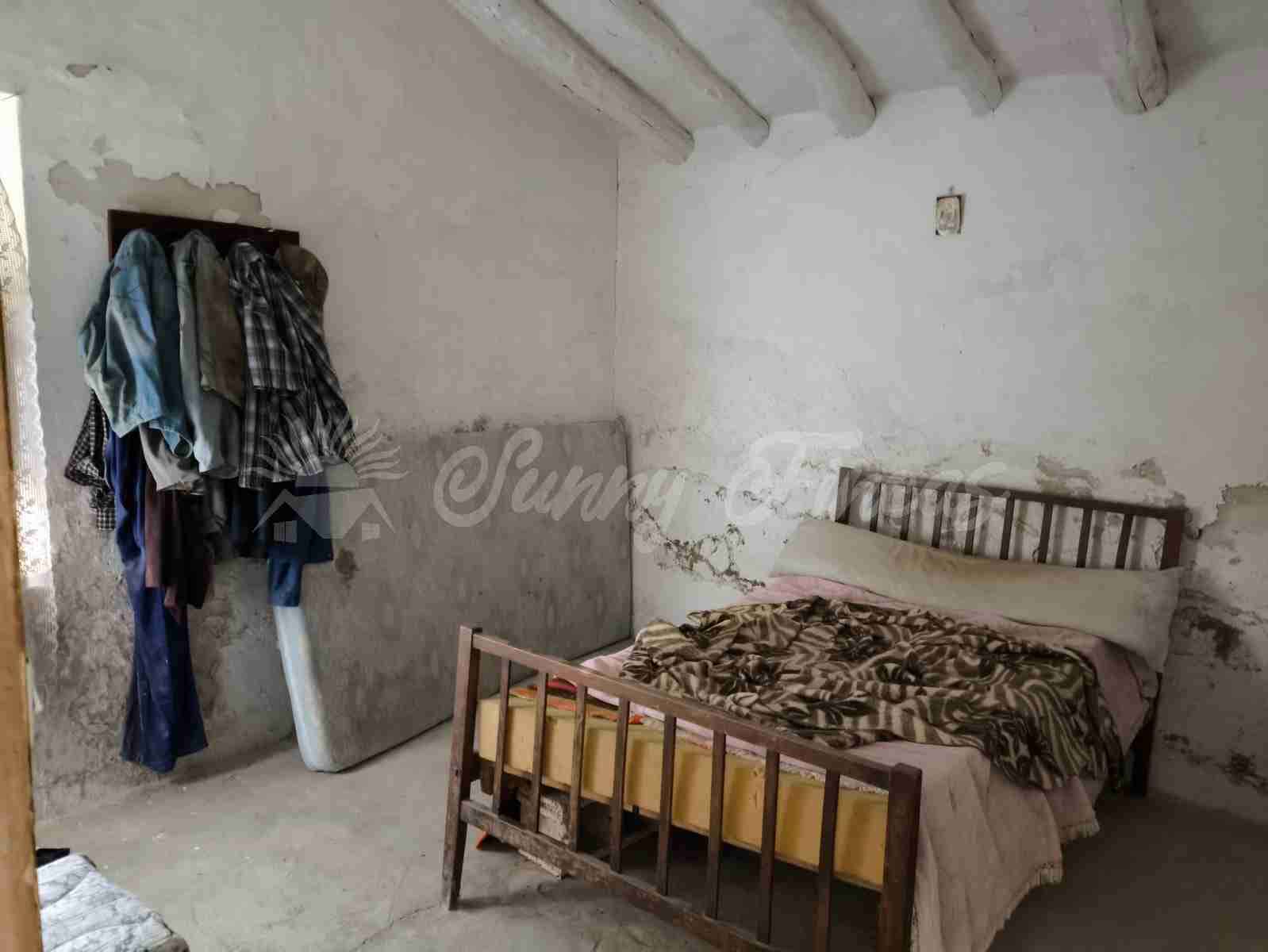 2 sypialnia Finka/Dom wiejski na sprzedaż w Almansa z basenem garażem - 125 000 € (Ref: 9532158)