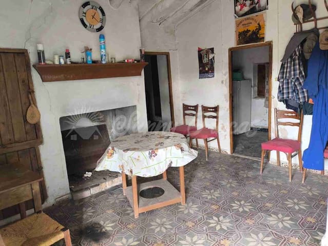 2 sypialnia Finka/Dom wiejski na sprzedaż w Almansa z basenem garażem - 125 000 € (Ref: 9532158)