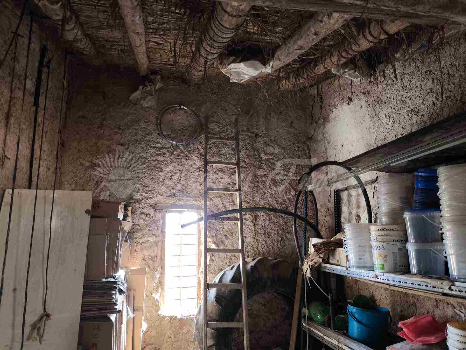 2 sypialnia Finka/Dom wiejski na sprzedaż w Almansa z basenem garażem - 125 000 € (Ref: 9532158)