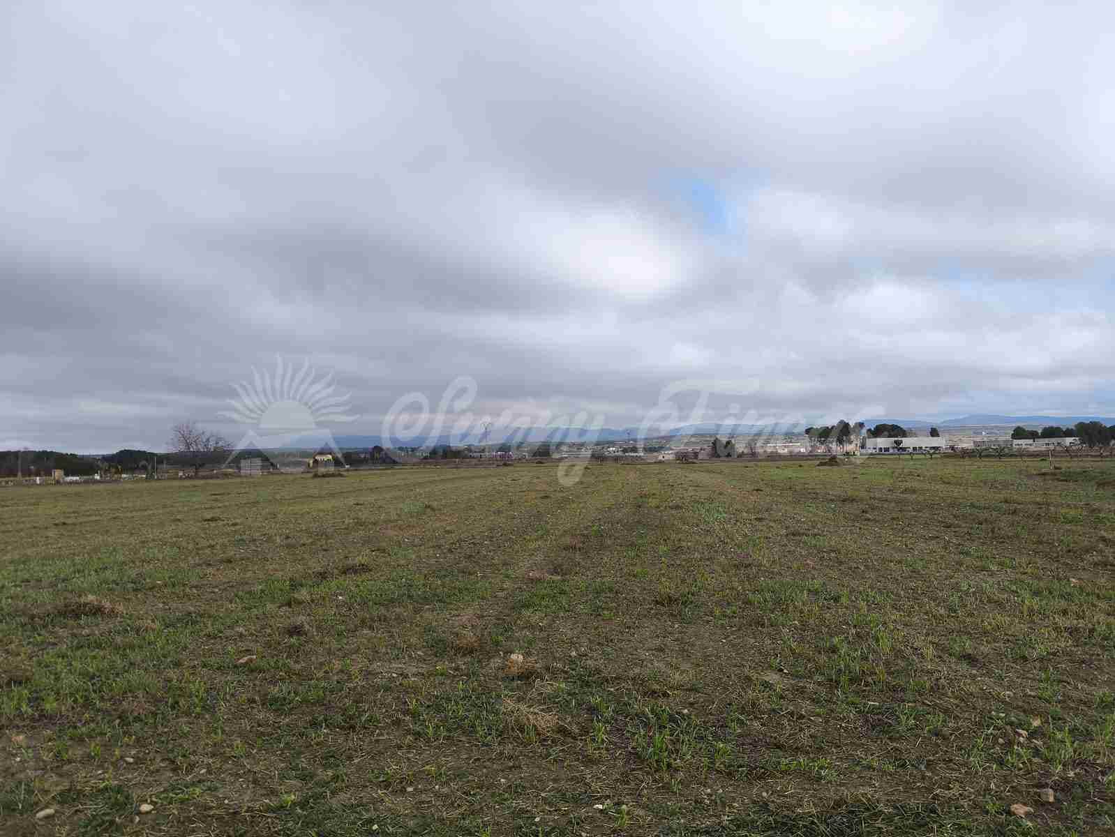 2 sypialnia Finka/Dom wiejski na sprzedaż w Almansa z basenem garażem - 125 000 € (Ref: 9532158)