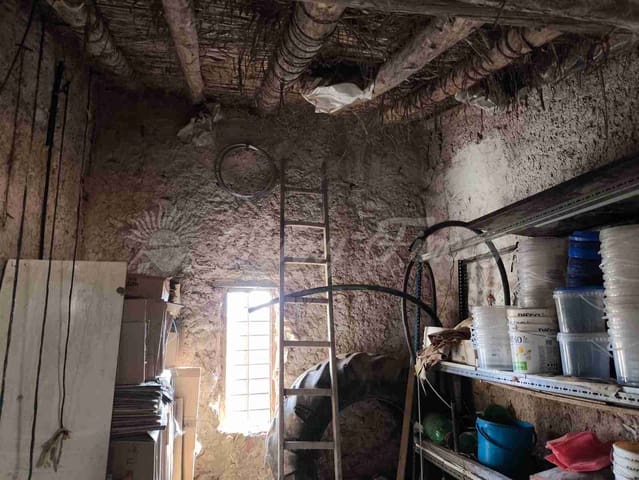 2 sypialnia Finka/Dom wiejski na sprzedaż w Almansa z basenem garażem - 125 000 € (Ref: 9532158)