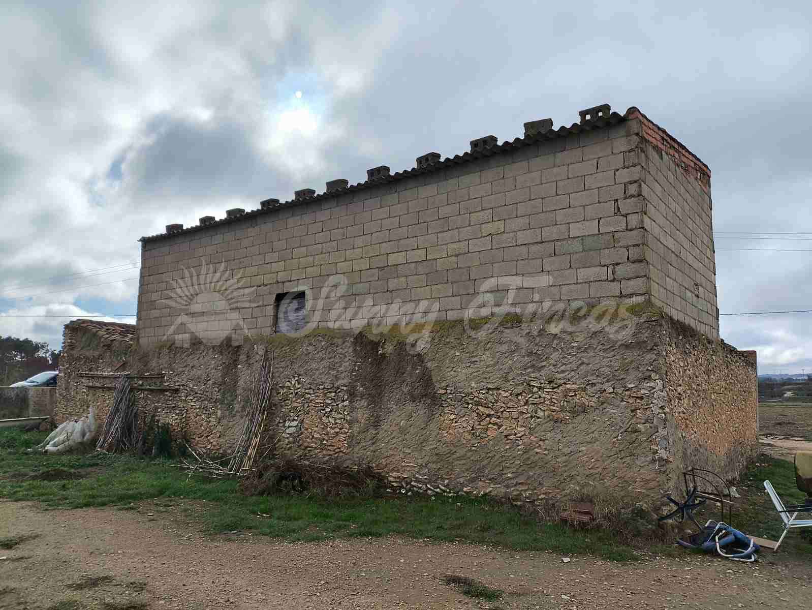 2 sypialnia Finka/Dom wiejski na sprzedaż w Almansa z basenem garażem - 125 000 € (Ref: 9532158)