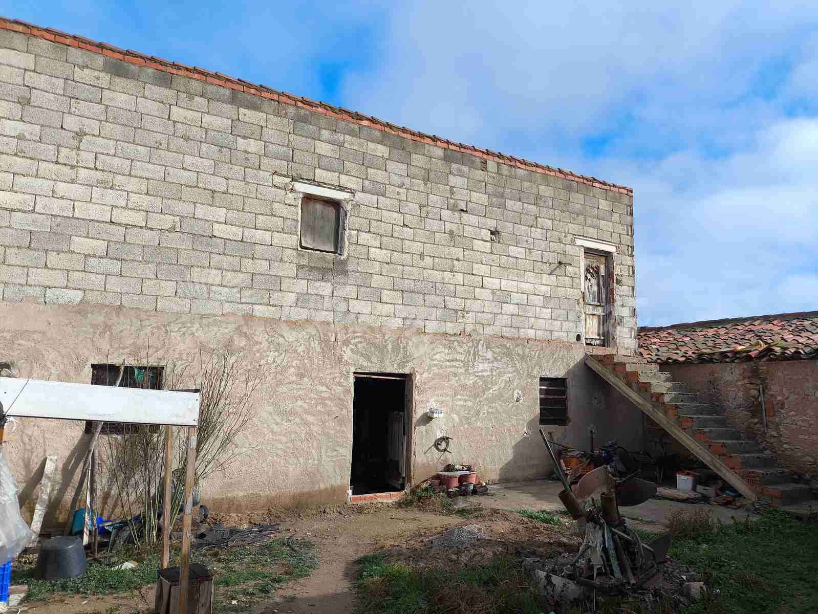 2 sypialnia Finka/Dom wiejski na sprzedaż w Almansa z basenem garażem - 125 000 € (Ref: 9532158)