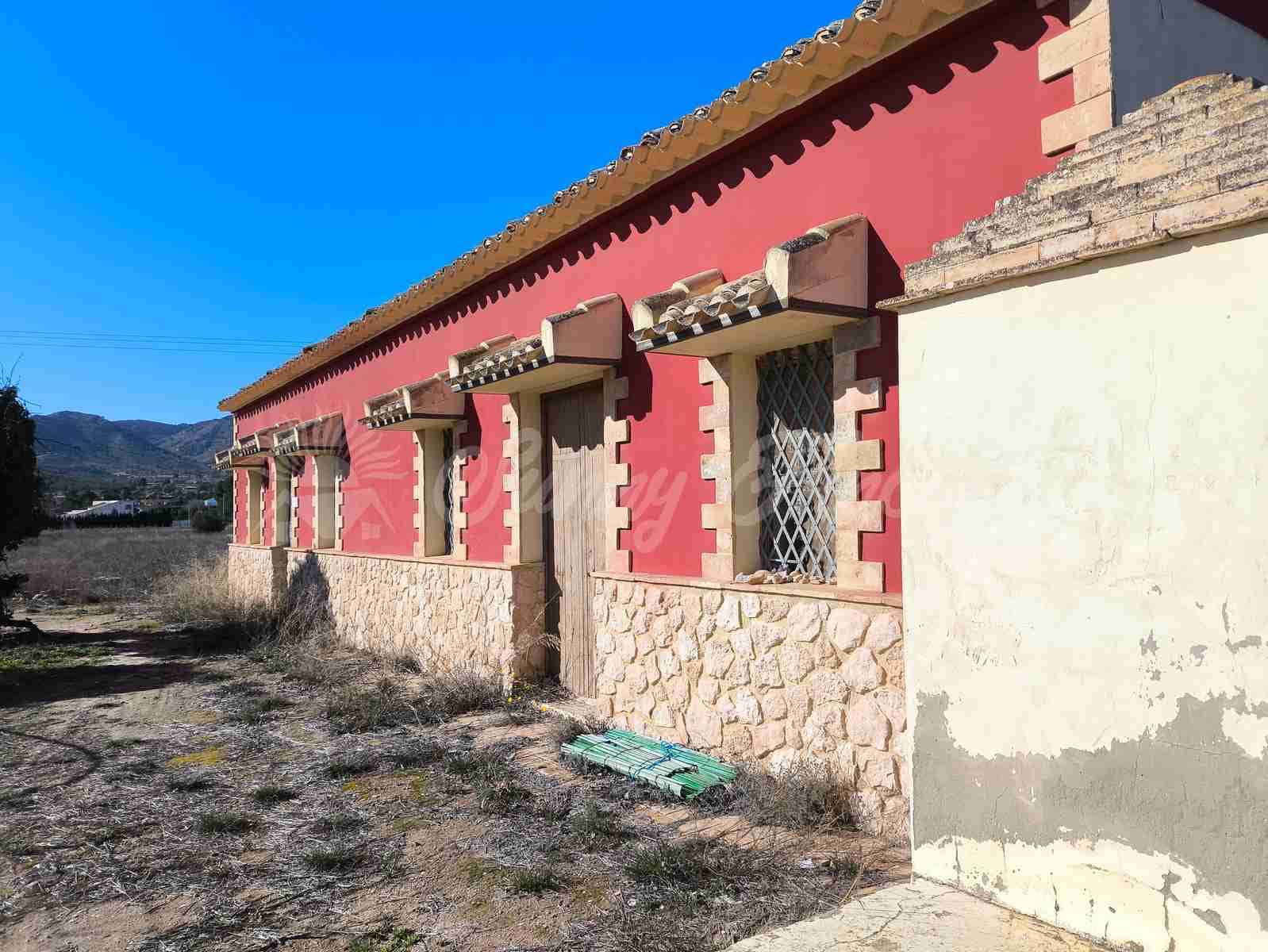 5 camera da letto Finca/Casa di Campagna in vendita in Yecla con garage - 195.000 € (Rif: 9646346)
