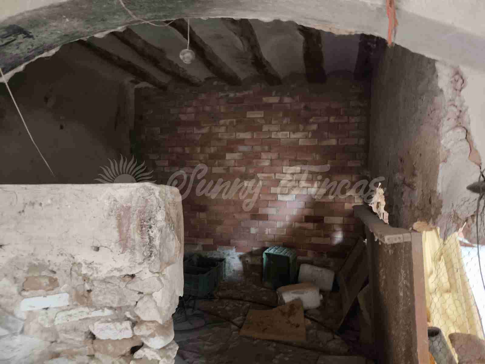 6 soverom Finca/Herregård til salgs i La Romana med svømmebasseng garasje - € 110 000 (Ref: 9646349)