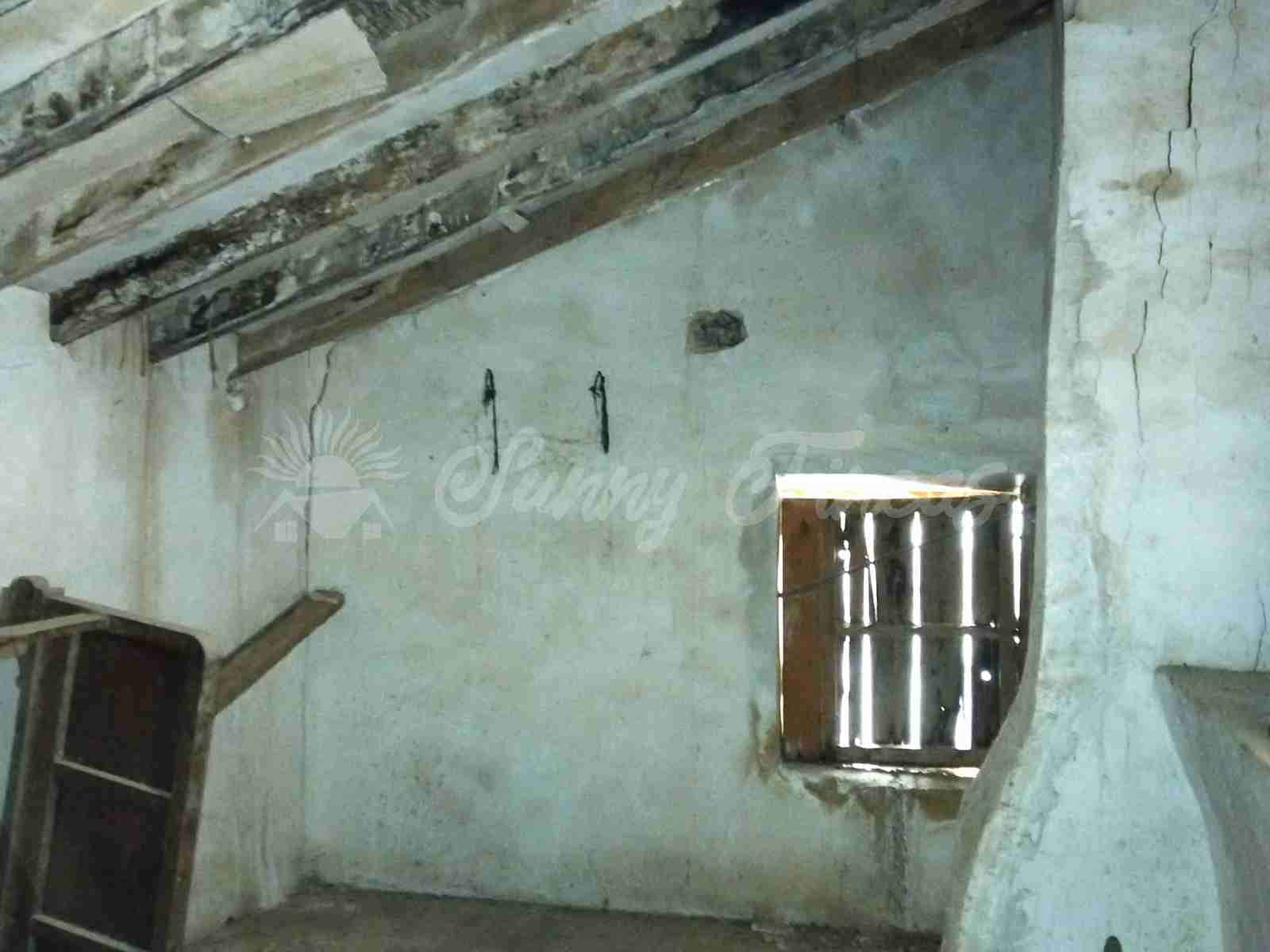 4 chambre Finca/Maison de Campagne à vendre à Pinoso avec garage - 80 000 € (Ref: 9676512)