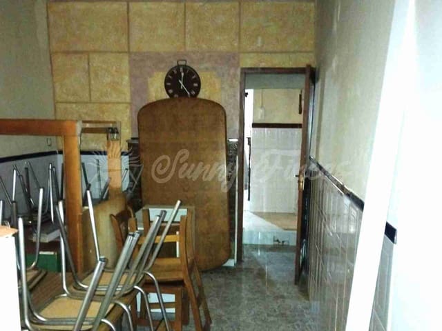 4 chambre Finca/Maison de Campagne à vendre à Pinoso avec garage - 80 000 € (Ref: 9676512)