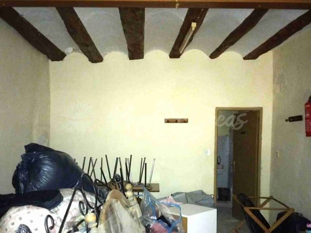 4 chambre Finca/Maison de Campagne à vendre à Pinoso avec garage - 80 000 € (Ref: 9676512)