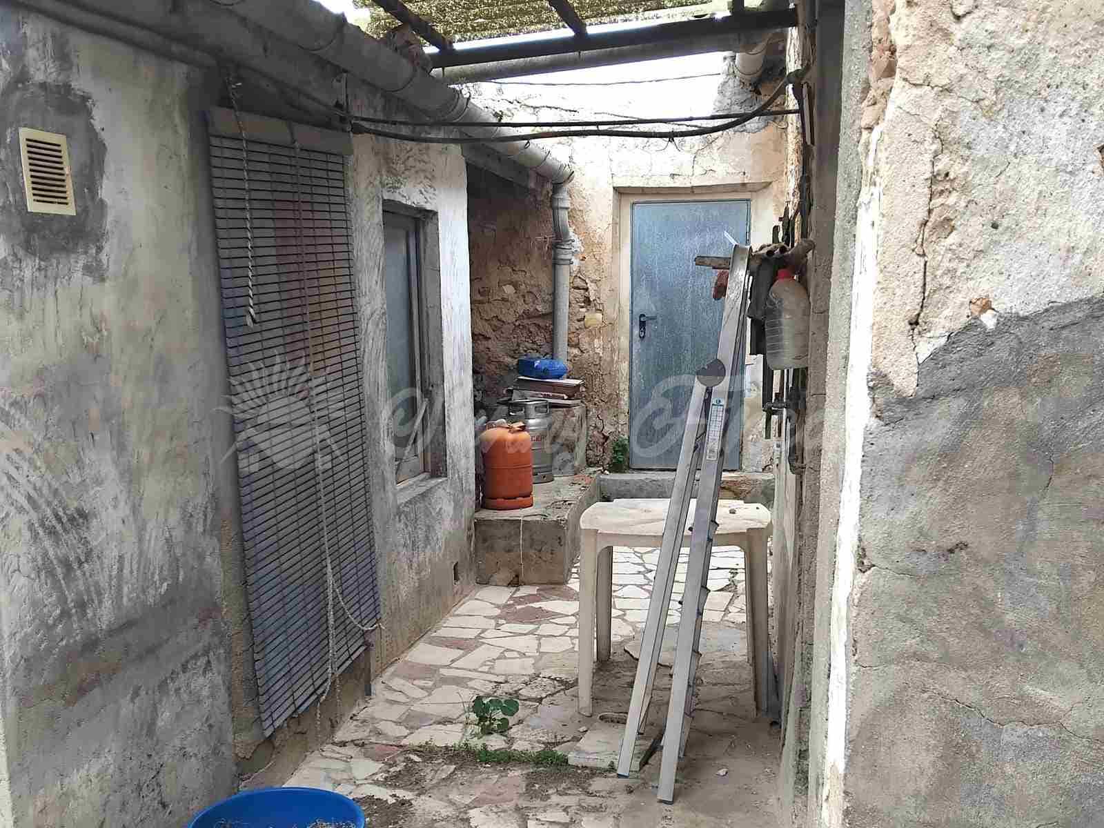 4 chambre Finca/Maison de Campagne à vendre à Pinoso avec garage - 80 000 € (Ref: 9676512)