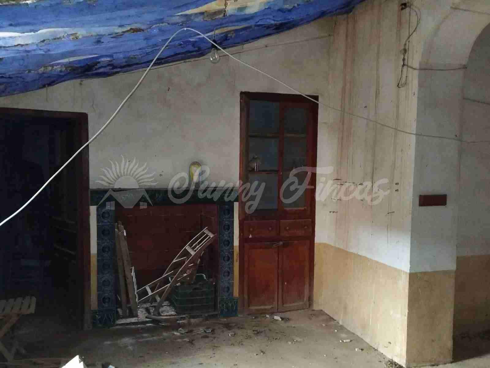 5 Zimmer Finca/Landgut zu verkaufen in Pinoso mit Garage - 65.000 € (Ref: 9676545)