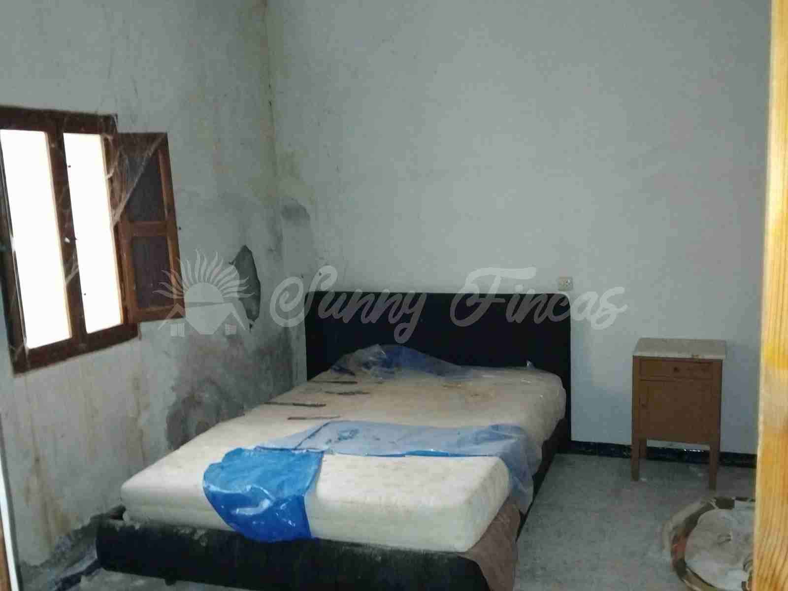 5 Zimmer Finca/Landgut zu verkaufen in Pinoso mit Garage - 65.000 € (Ref: 9676545)