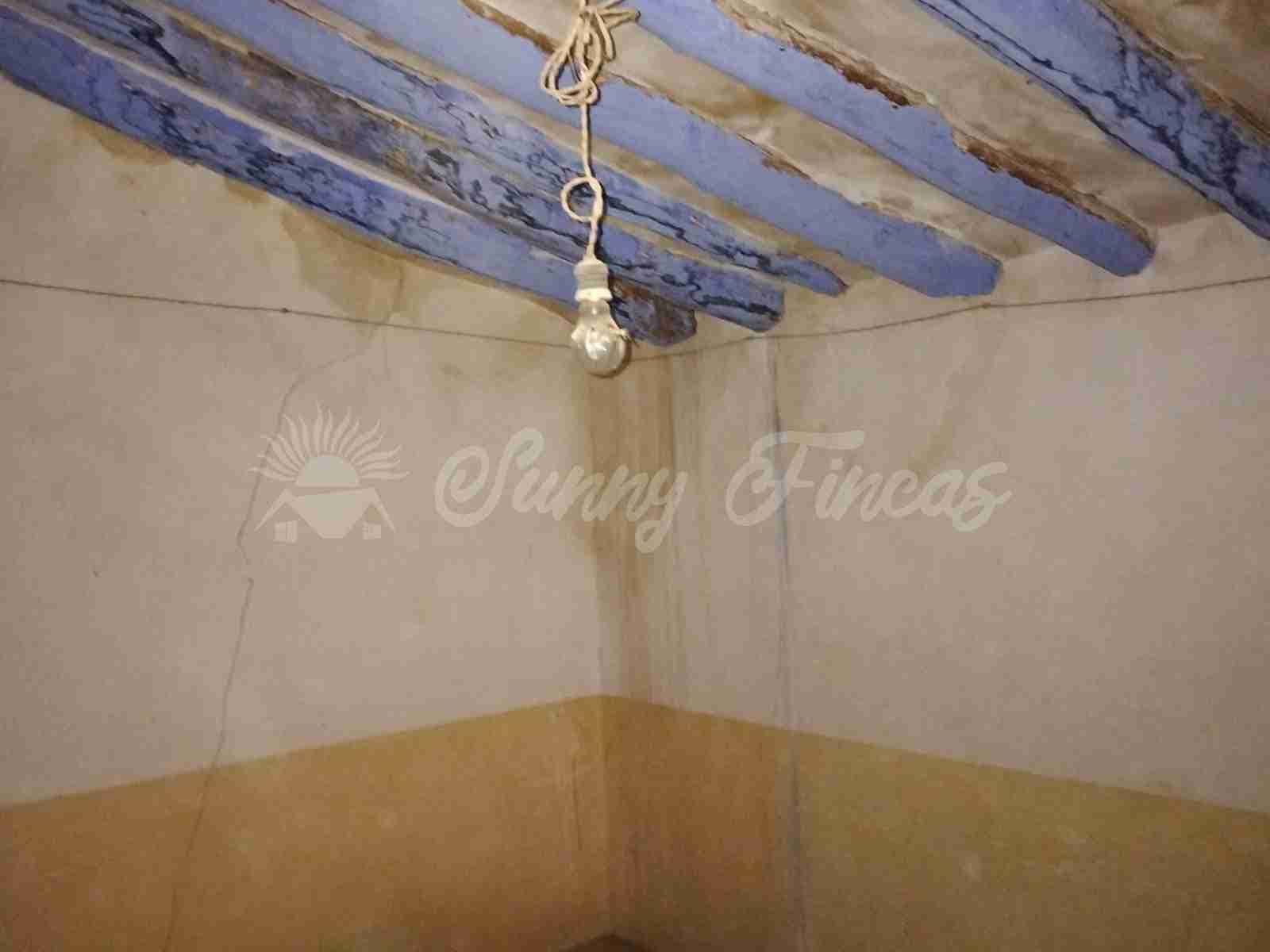 5 Zimmer Finca/Landgut zu verkaufen in Pinoso mit Garage - 65.000 € (Ref: 9676545)