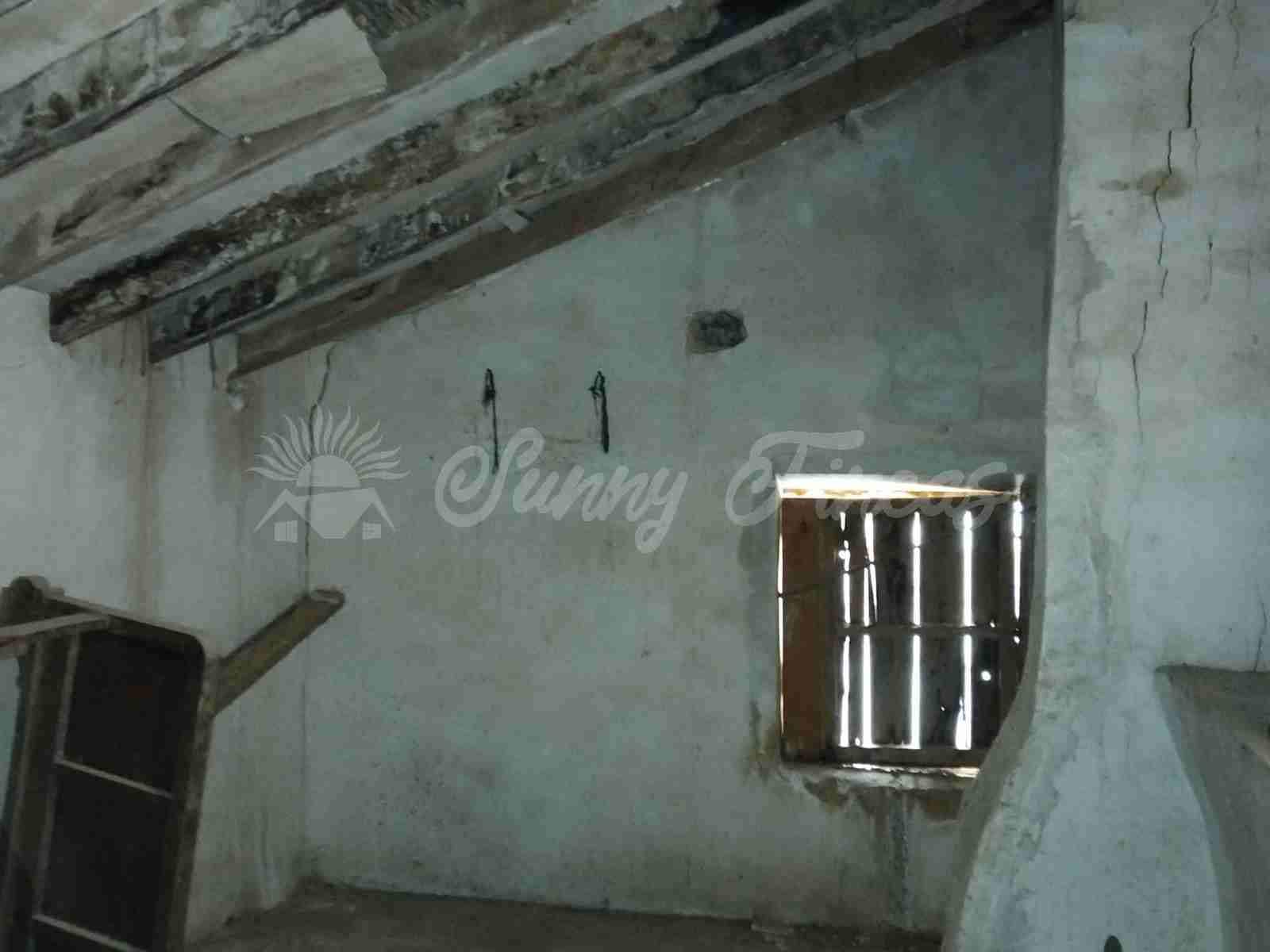 5 Zimmer Finca/Landgut zu verkaufen in Pinoso mit Garage - 65.000 € (Ref: 9676545)