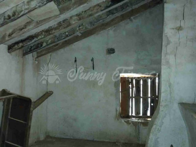 5 Zimmer Finca/Landgut zu verkaufen in Pinoso mit Garage - 65.000 € (Ref: 9676545)