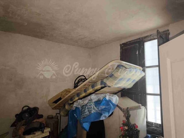 3 chambre Finca/Maison de Campagne à vendre à Monóvar / Monóver avec piscine garage - 75 000 € (Ref: 9678139)