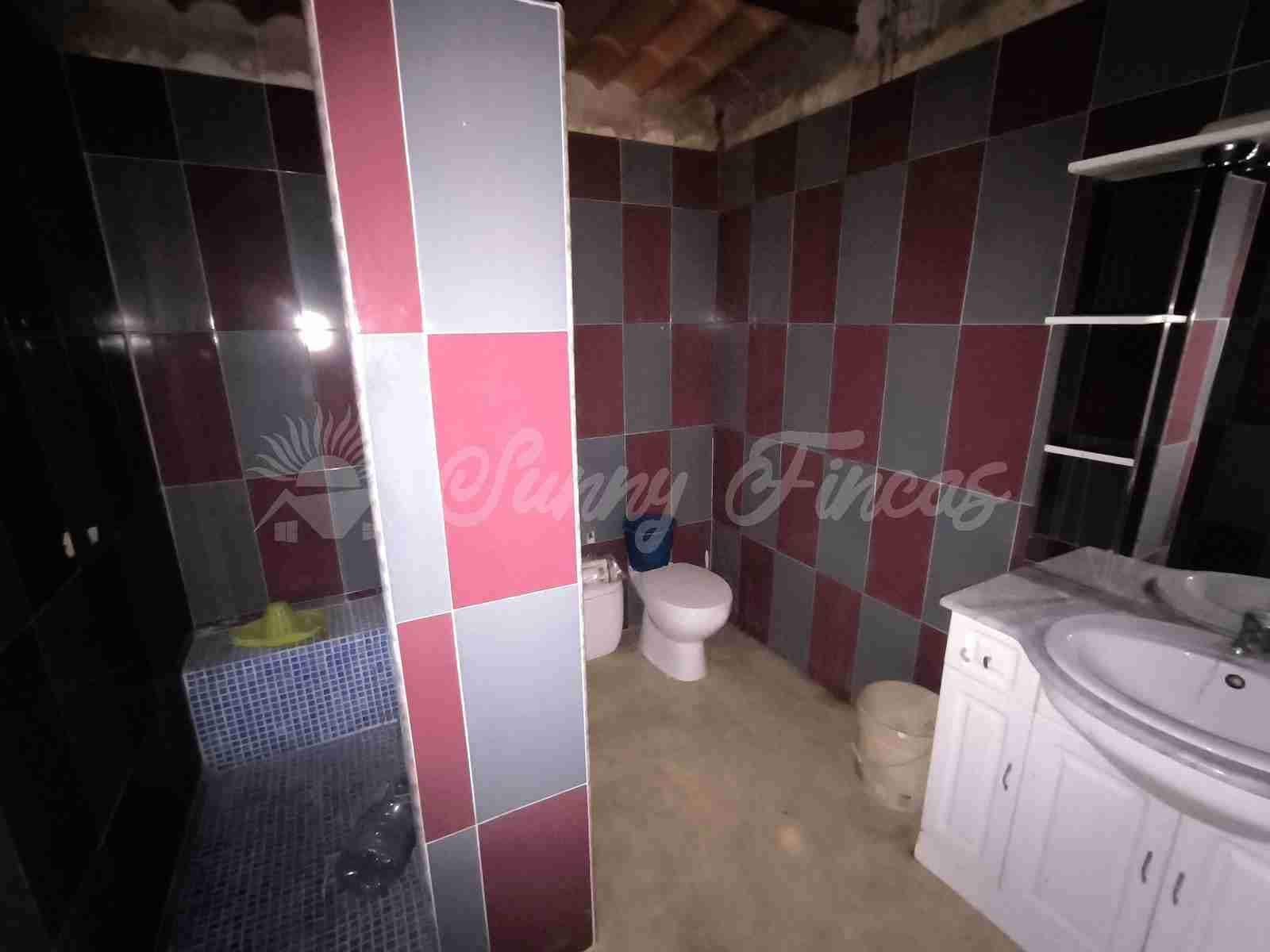 3 chambre Finca/Maison de Campagne à vendre à Monovar / Monover avec piscine garage - 75 000 € (Ref: 9678139)