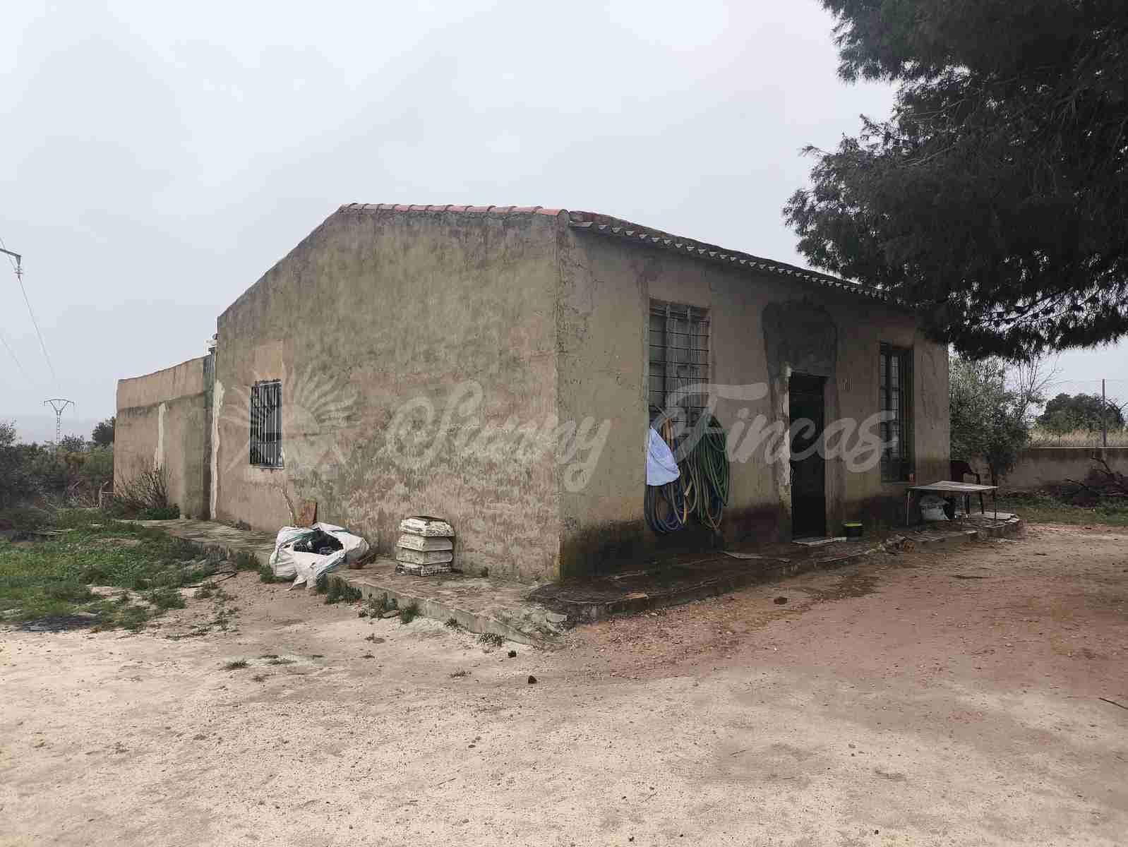 3 chambre Finca/Maison de Campagne à vendre à Monovar / Monover avec piscine garage - 75 000 € (Ref: 9678139)