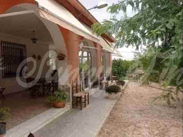 6 slaapkamer Villa te koop in Elche / Elx met garage - € 350.000 (Ref: 9723472)