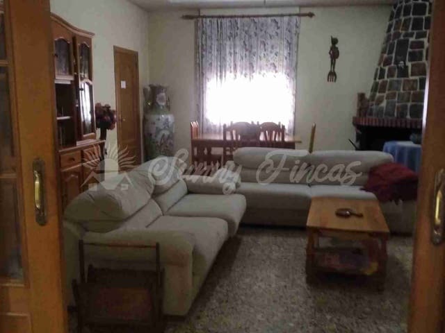 6 slaapkamer Villa te koop in Jubalcoy / Jubalcoi, Elche / Elx met garage - € 350.000 (Ref: 9723472)