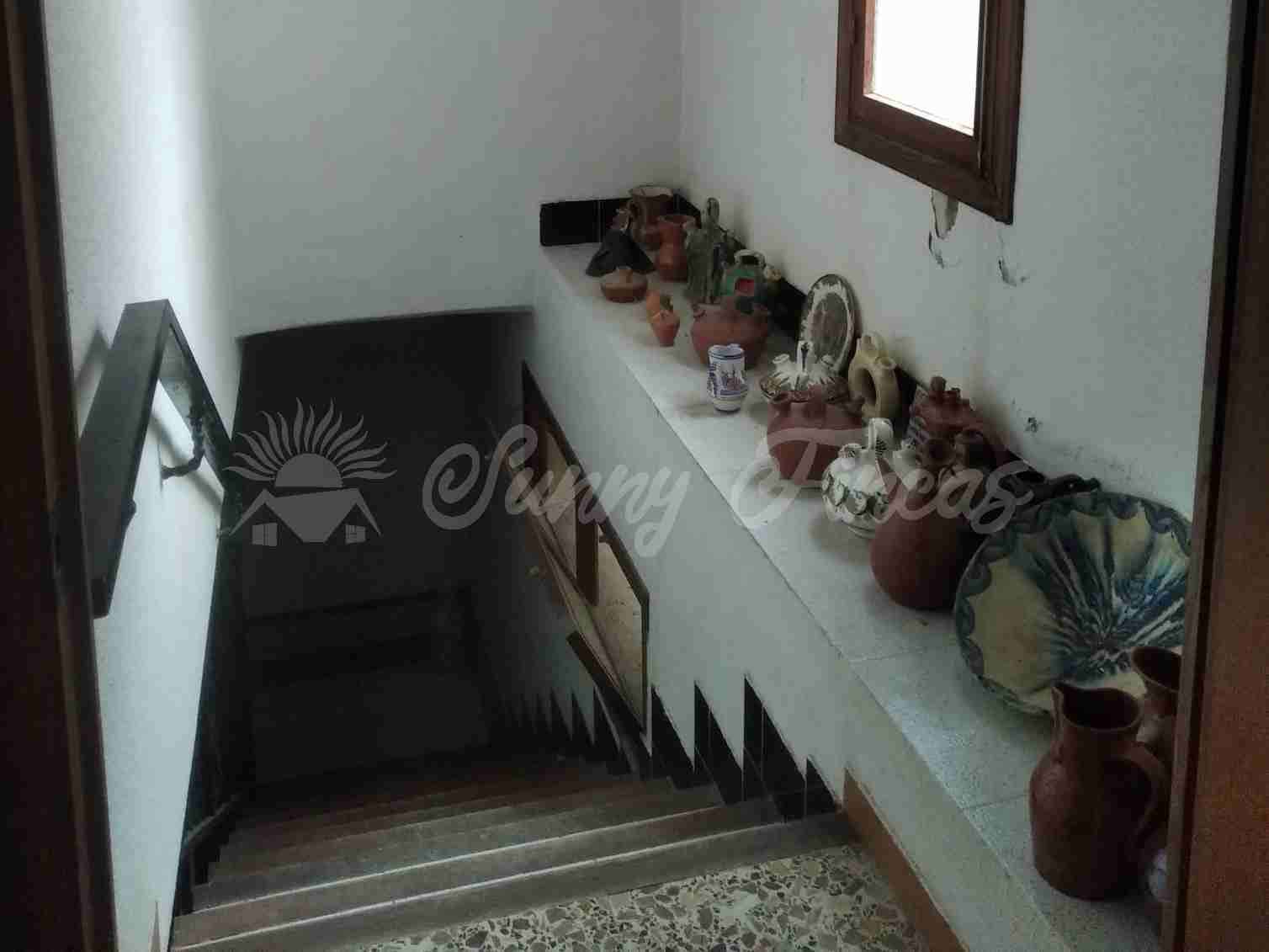 6 slaapkamer Villa te koop in Elche / Elx met garage - € 350.000 (Ref: 9723472)