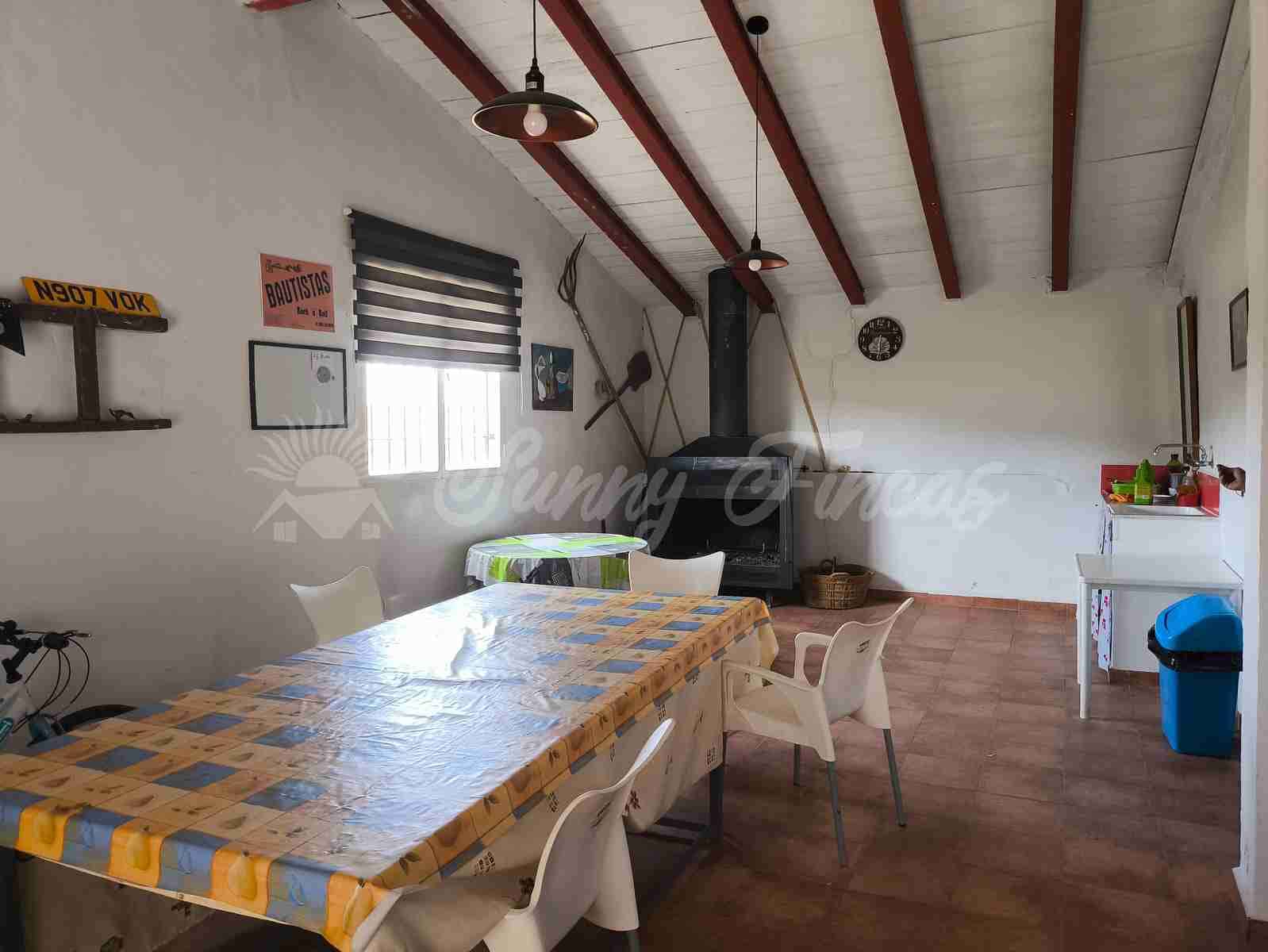 2 bedroom Finca/Country House for sale in Jumilla - € 58,000 (Ref: 9841087)