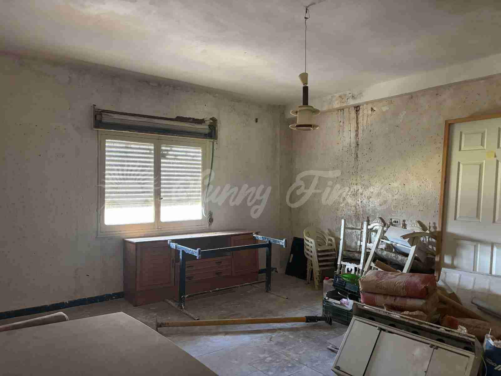 5 slaapkamer Finca/Landhuis te koop in Hondon de las Nieves met zwembad garage - € 148.000 (Ref: 9841787)