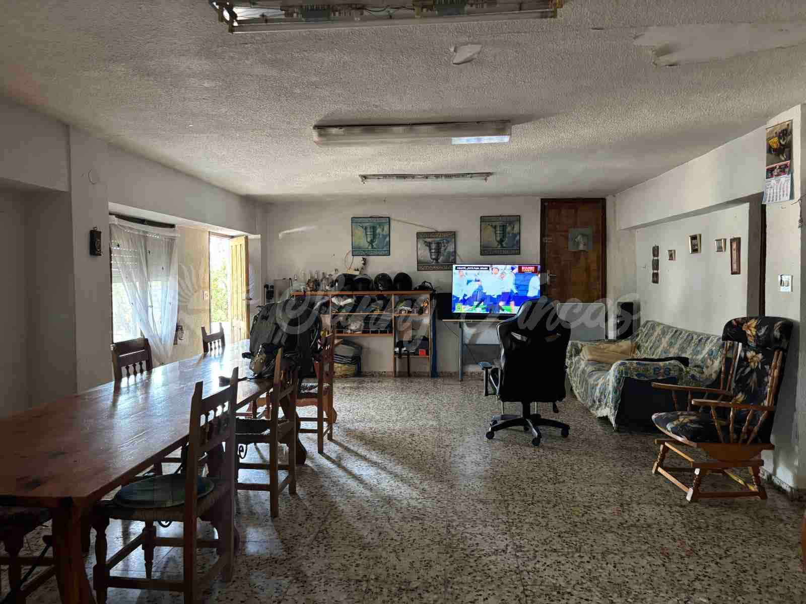 5 slaapkamer Finca/Landhuis te koop in Hondon de las Nieves met zwembad garage - € 148.000 (Ref: 9841787)