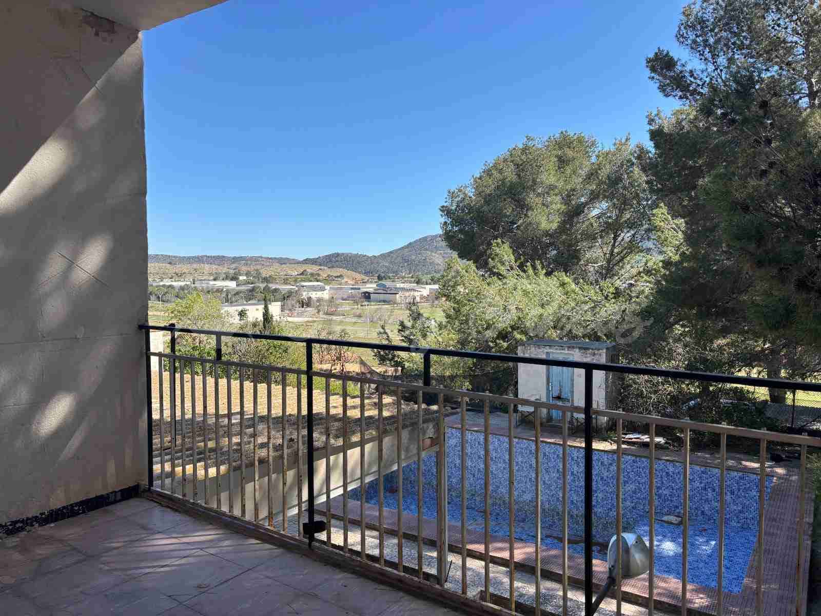 5 slaapkamer Finca/Landhuis te koop in Hondon de las Nieves met zwembad garage - € 148.000 (Ref: 9841787)