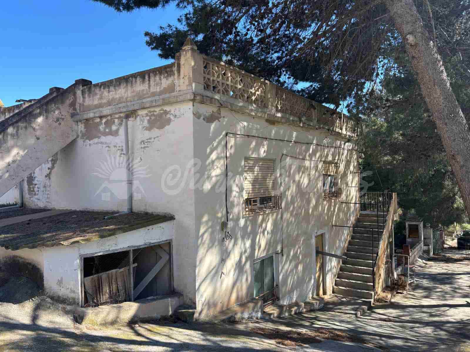 5 slaapkamer Finca/Landhuis te koop in Hondon de las Nieves met zwembad garage - € 148.000 (Ref: 9841787)