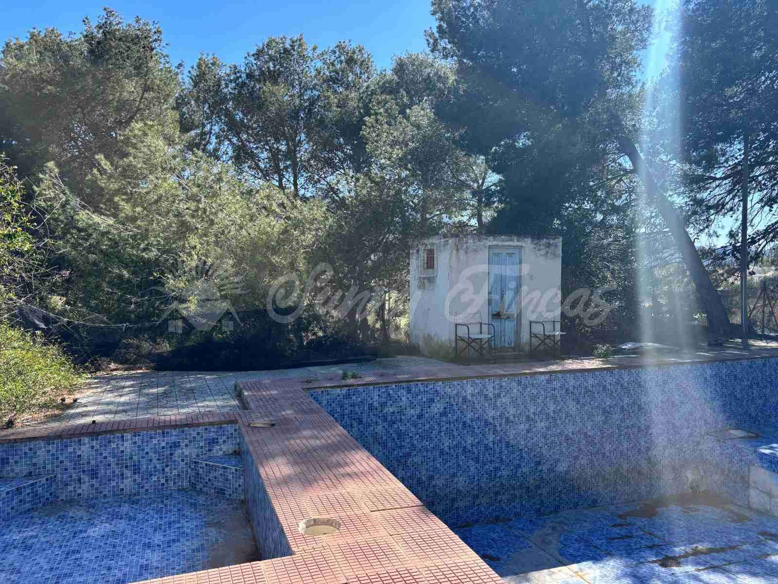 5 slaapkamer Finca/Landhuis te koop in Hondon de las Nieves met zwembad garage - € 148.000 (Ref: 9841787)