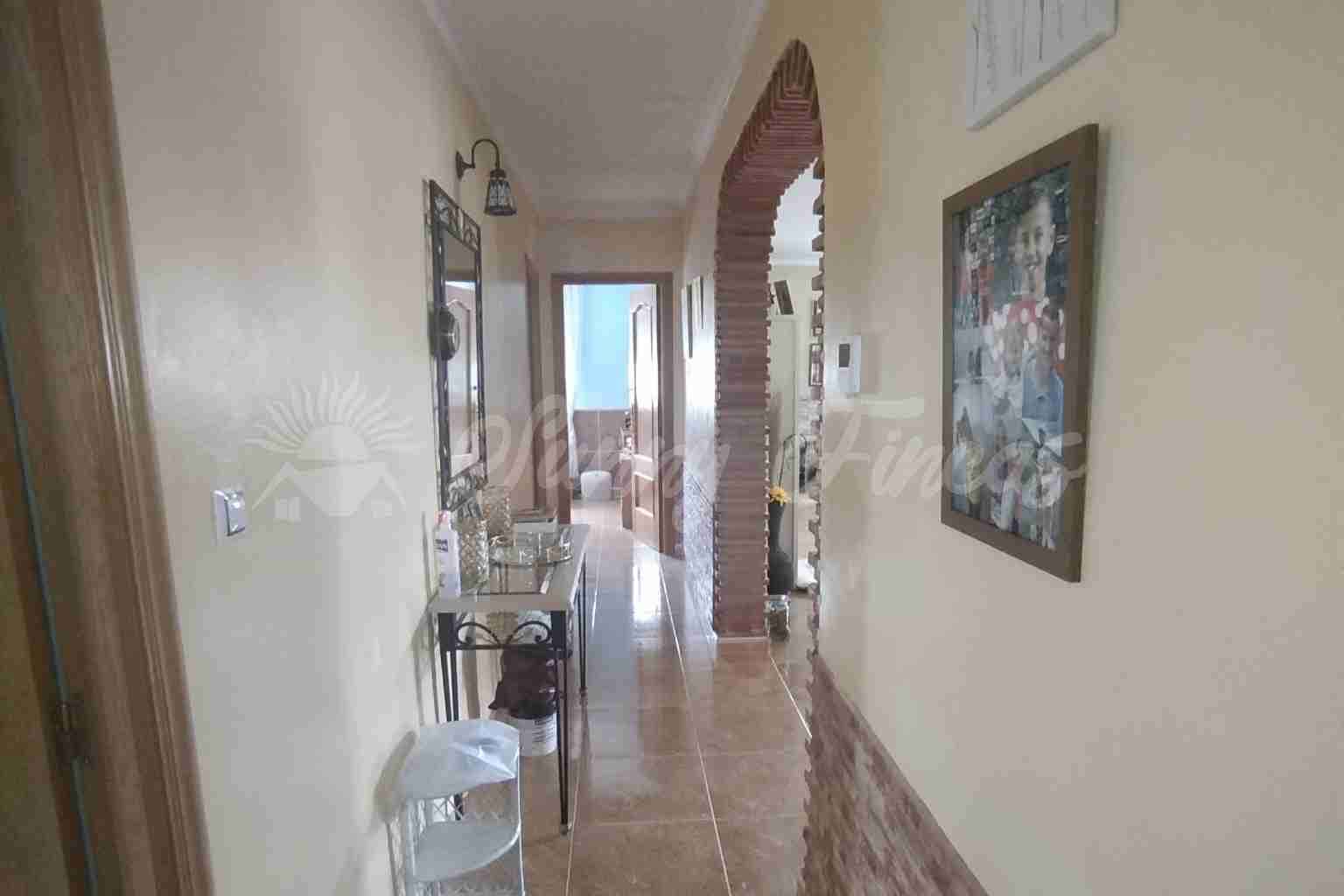3 quarto Moradia em Banda para venda em La Romana com piscina garagem - 290 000 € (Ref: 9844045)