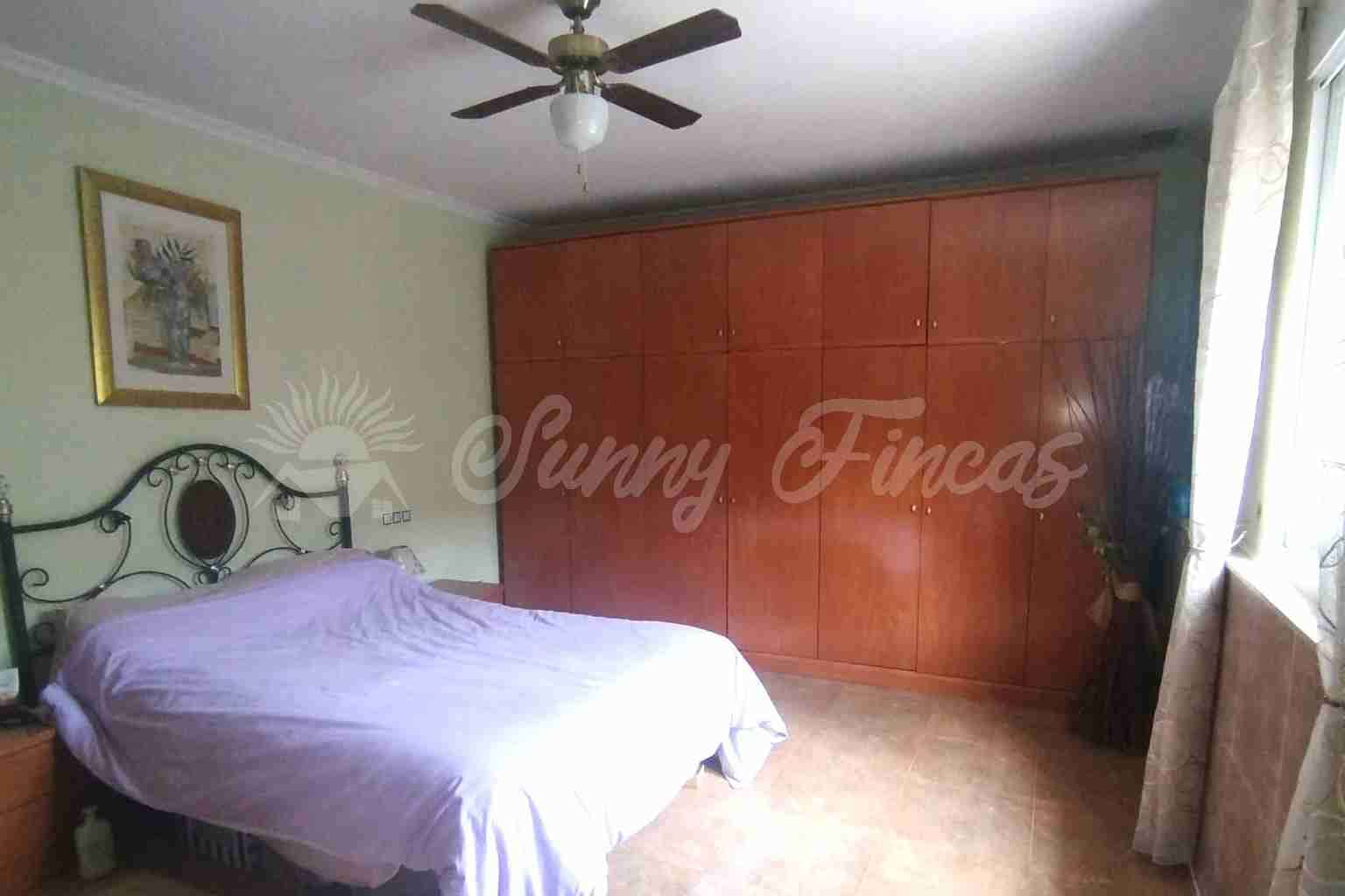 3 quarto Moradia em Banda para venda em La Romana com piscina garagem - 290 000 € (Ref: 9844045)