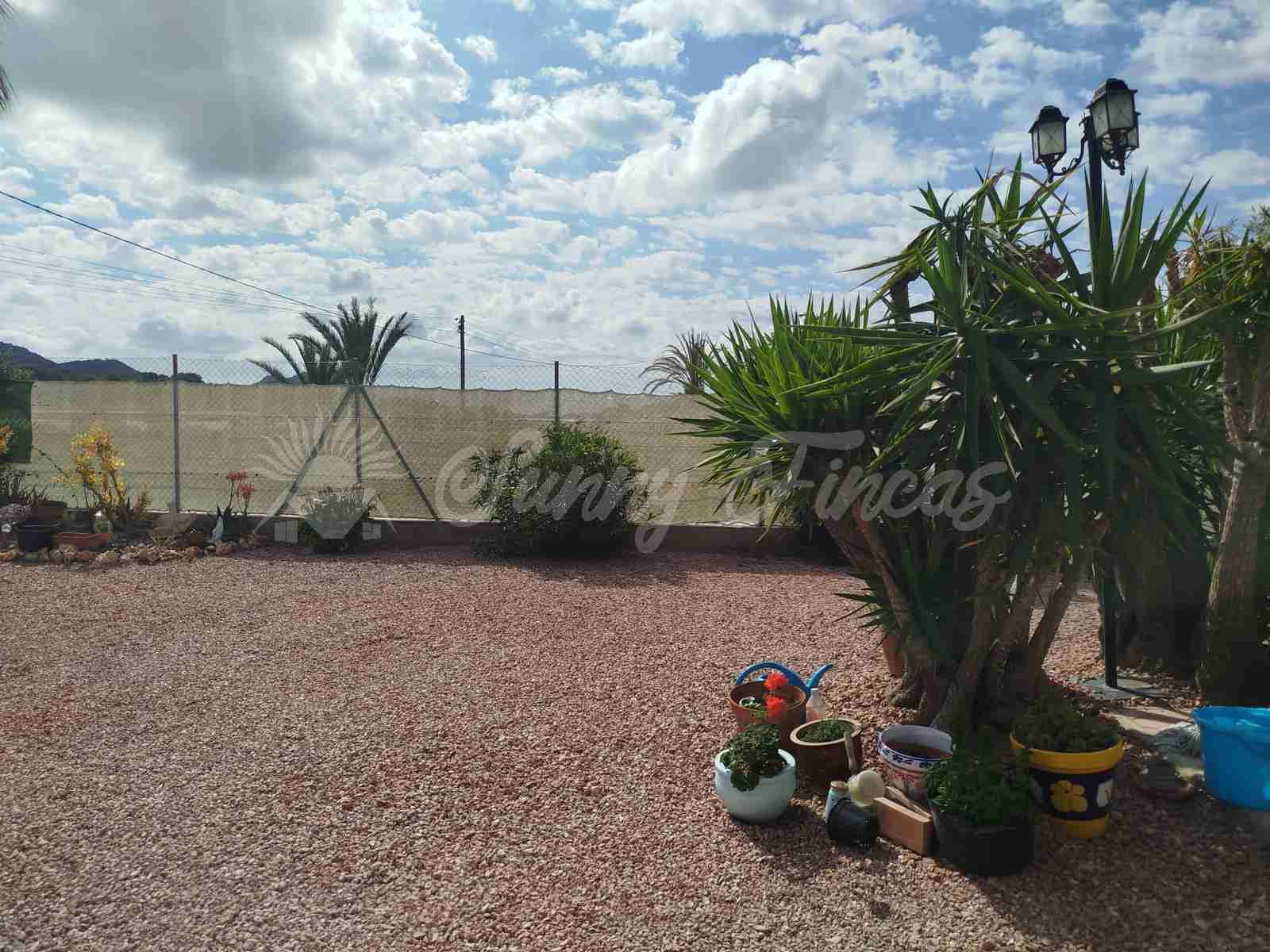 3 quarto Moradia em Banda para venda em La Romana com piscina garagem - 290 000 € (Ref: 9844045)