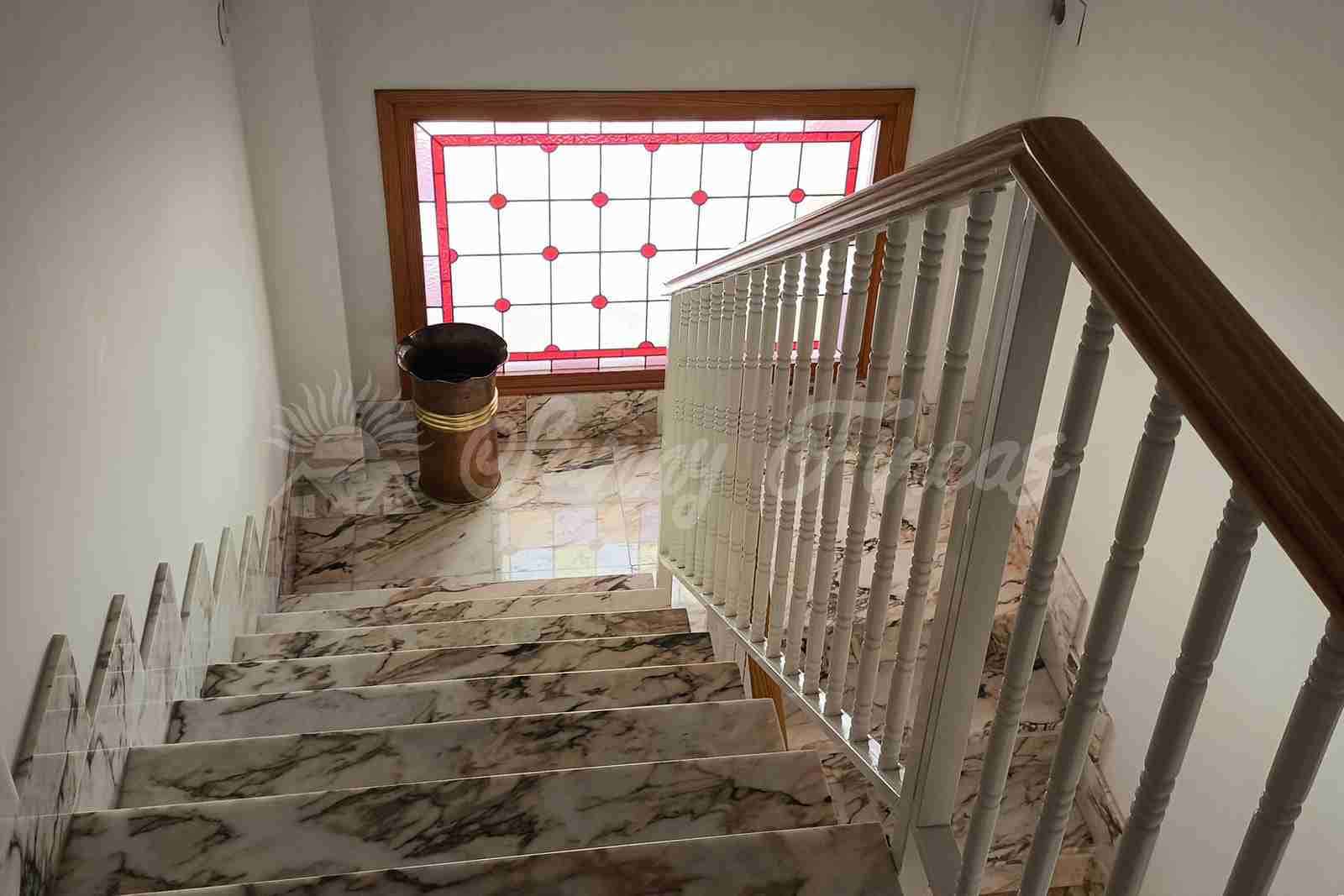 5 bedroom Terraced Villa for sale in Caudete with garage - € 489,000 (Ref: 9848374)