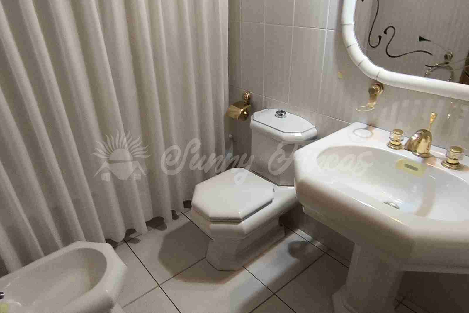 5 bedroom Terraced Villa for sale in Caudete with garage - € 489,000 (Ref: 9848374)