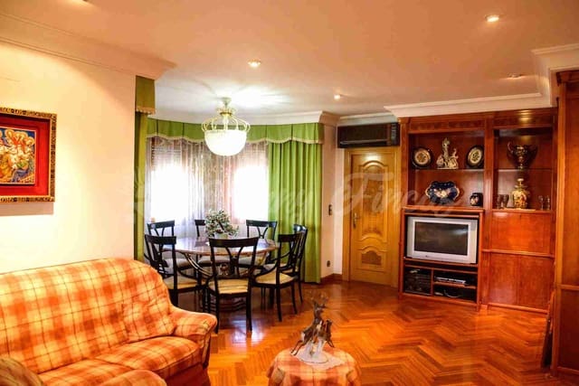 5 bedroom Terraced Villa for sale in Caudete with garage - € 489,000 (Ref: 9848374)