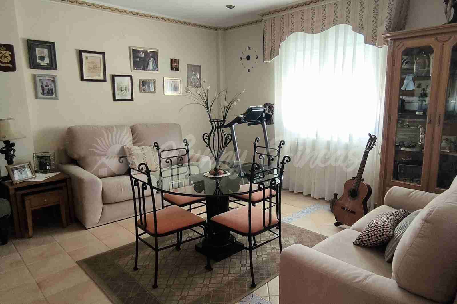 5 bedroom Terraced Villa for sale in Yecla with pool garage - € 649,000 (Ref: 9866229)