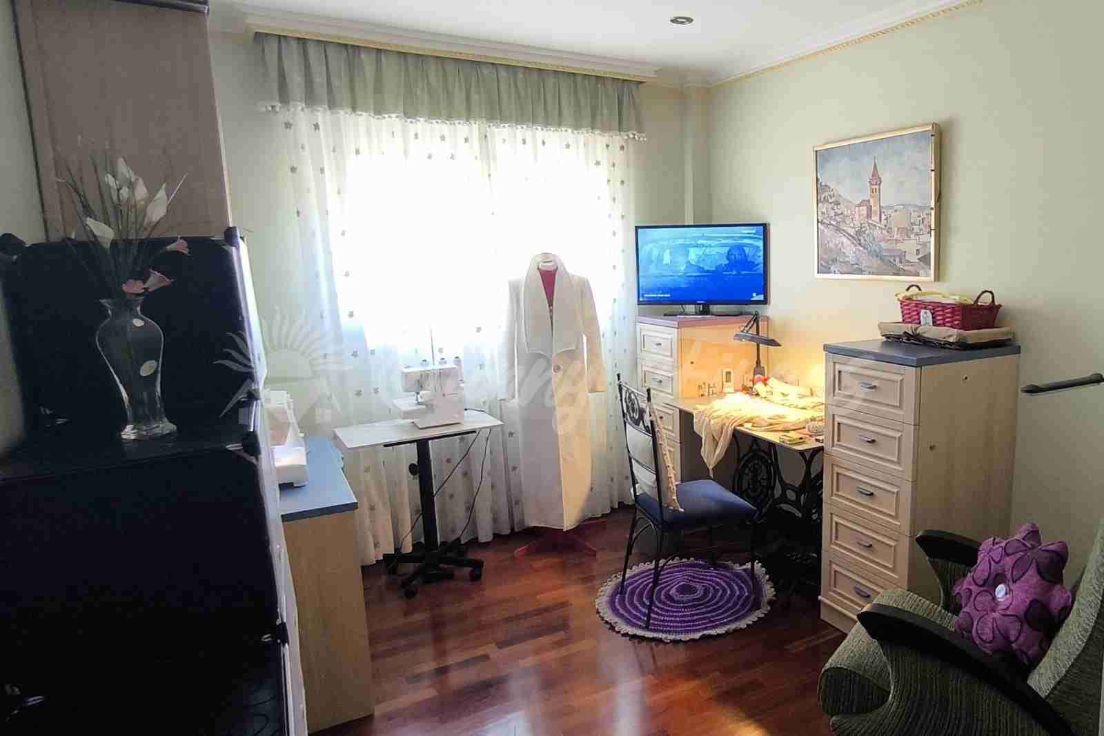 5 bedroom Terraced Villa for sale in Yecla with pool garage - € 649,000 (Ref: 9866229)