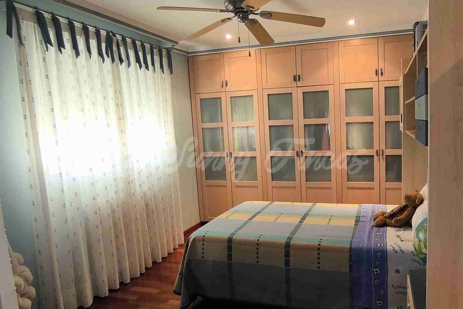 5 bedroom Terraced Villa for sale in Yecla with pool garage - € 649,000 (Ref: 9866229)