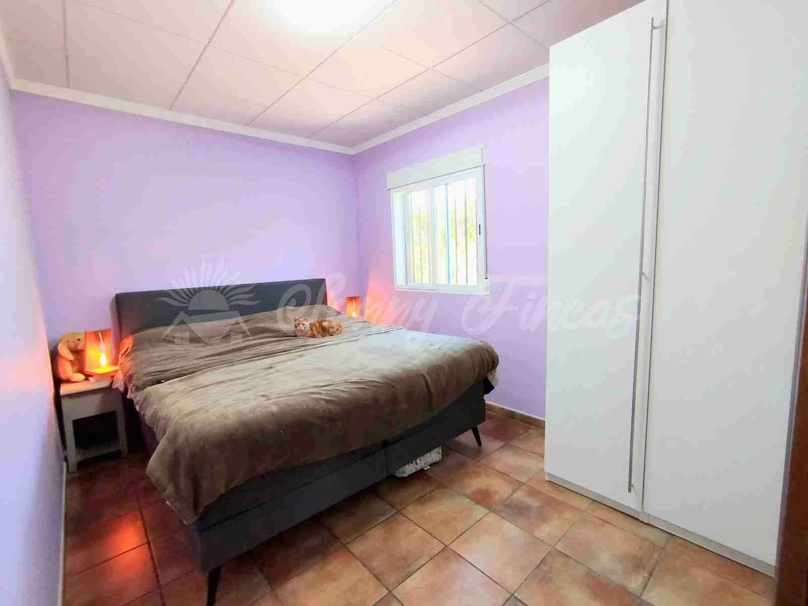 2 slaapkamer Finca/Landhuis te koop in Caudete met zwembad garage - € 159.500 (Ref: 9866338)