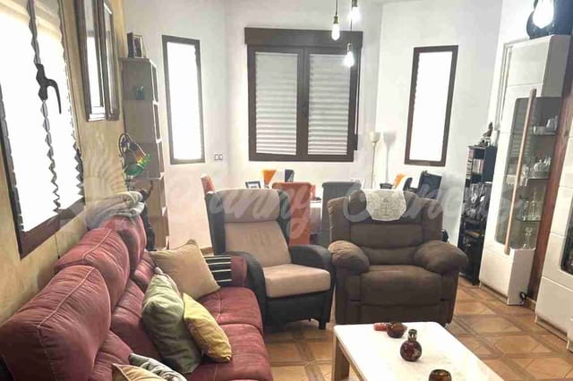 4 Zimmer Reihenhaus zu verkaufen in Caudete mit Pool Garage - 299.000 € (Ref: 9889405)