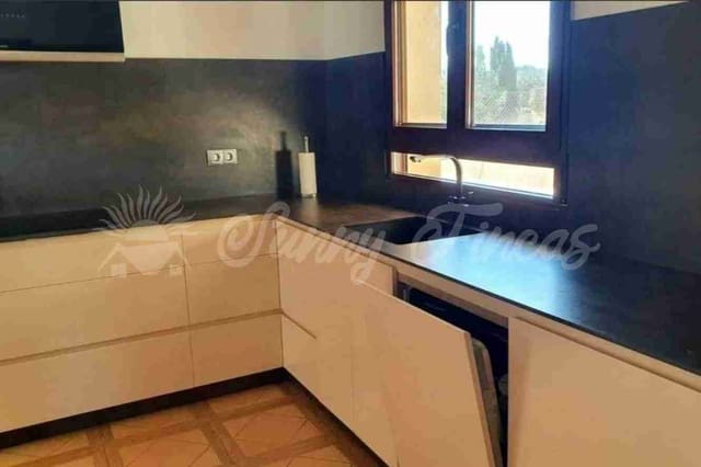 4 Zimmer Reihenhaus zu verkaufen in Caudete mit Pool Garage - 299.000 € (Ref: 9889405)