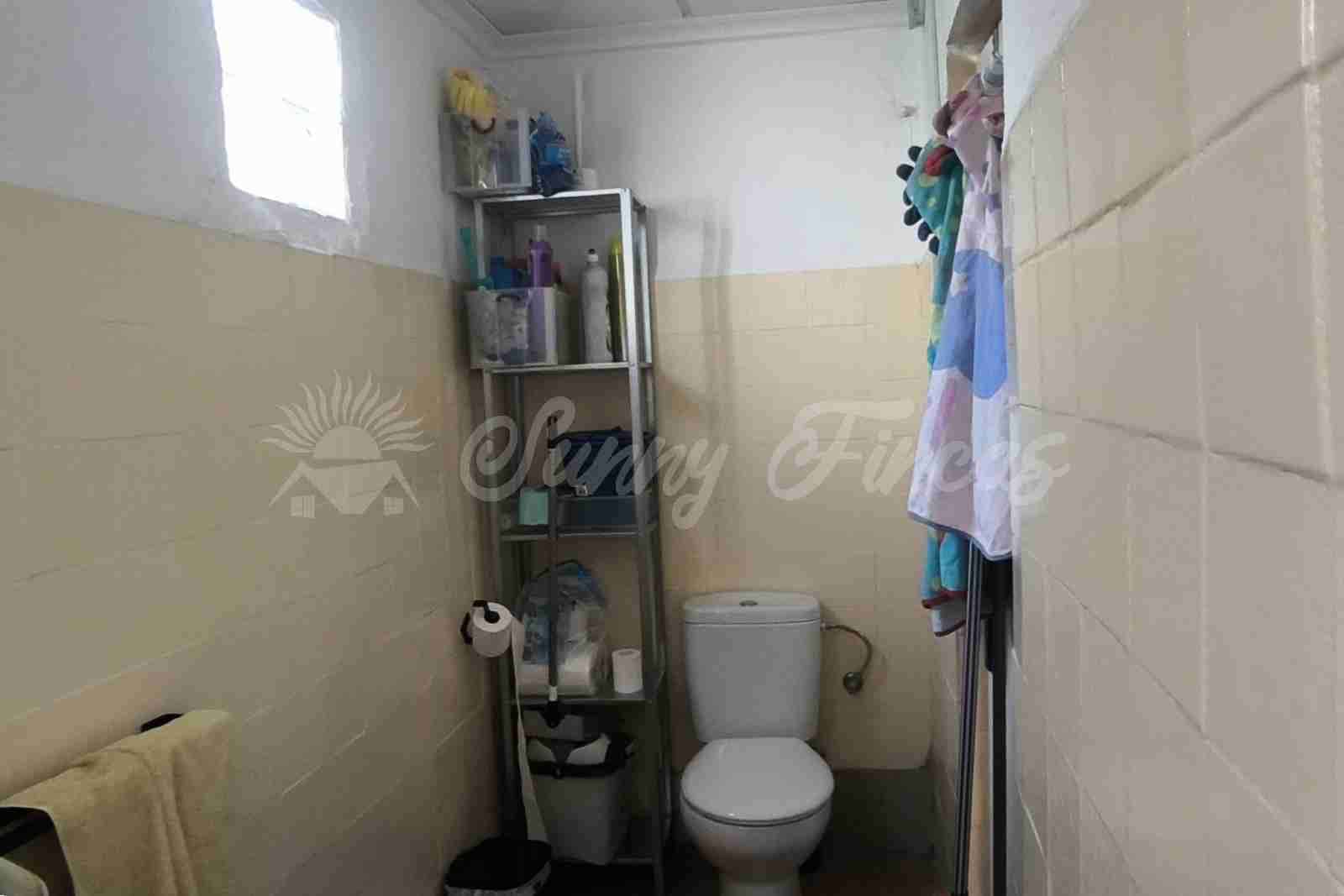 2 bedroom Finca/Country House for sale in Caudete with pool garage - € 165,000 (Ref: 9890723)