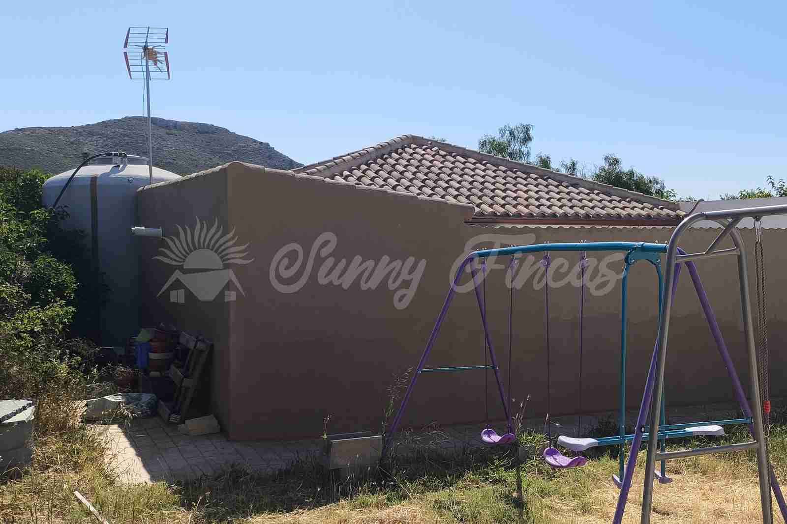 2 bedroom Finca/Country House for sale in Caudete with pool garage - € 165,000 (Ref: 9890723)