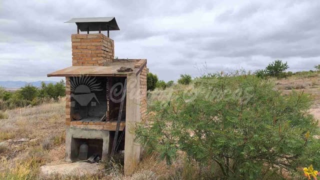 Finca/Landehus til salg i Caudete med garage - € 39.000 (Ref: 9918951)