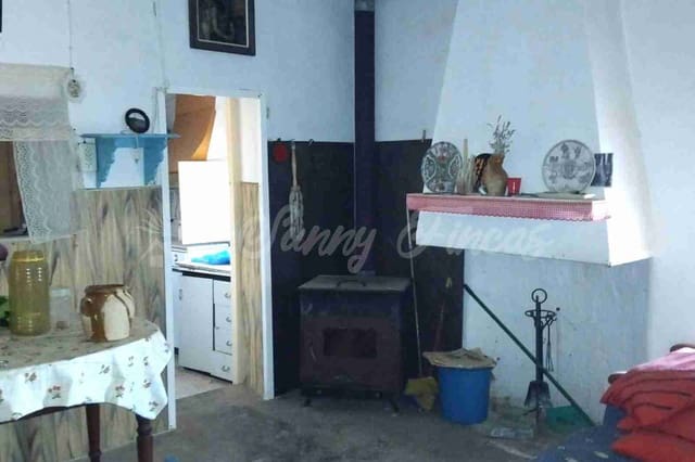 6 soverom Finca/Herregård til salgs i La Romana med garasje - € 160 000 (Ref: 9938800)